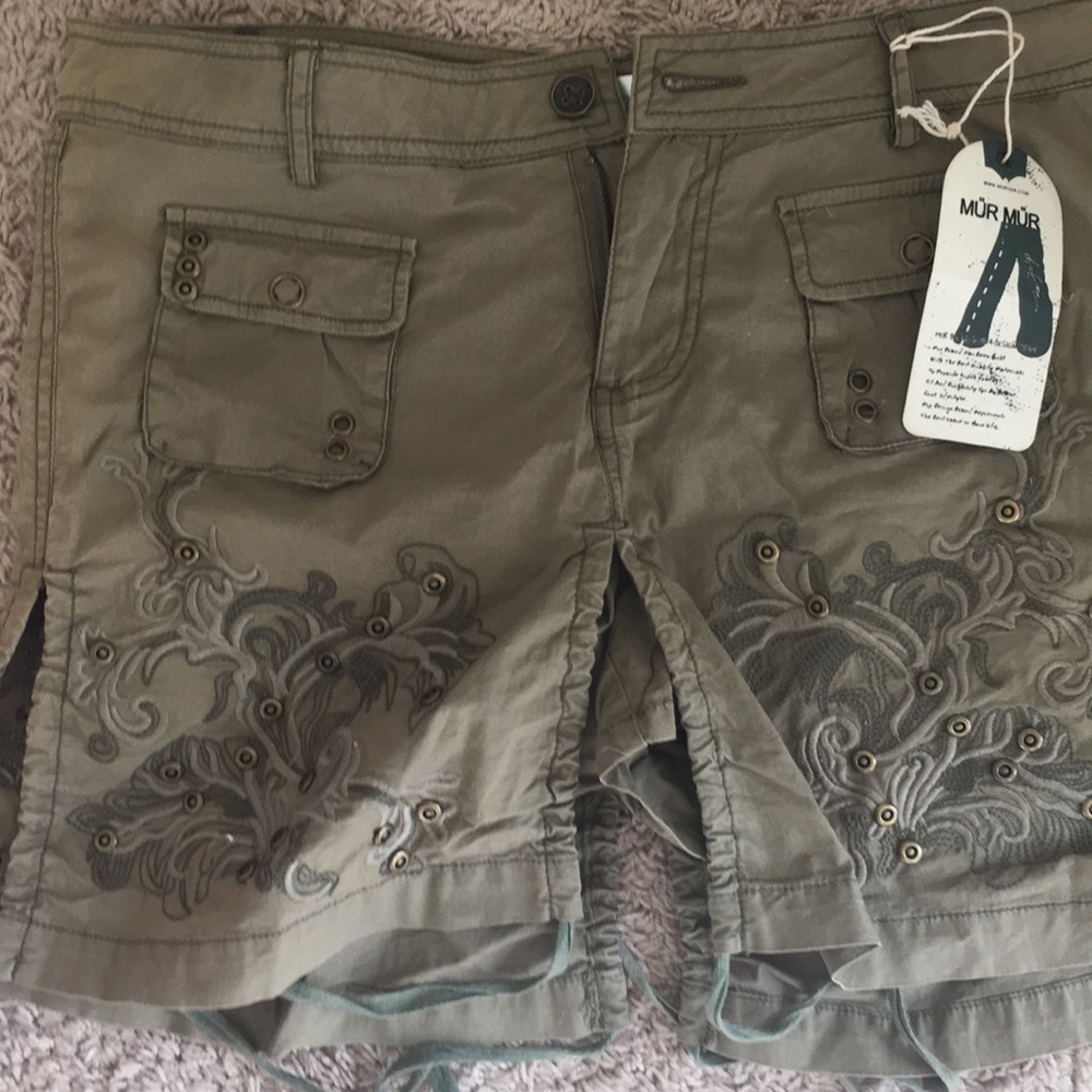 Mur Mur Army Green Tie Shorts